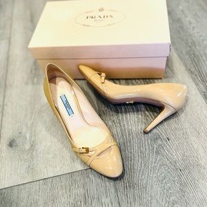 Prada Caltazure Donna heels with buckle at rounded toe. Tan/nude size 37